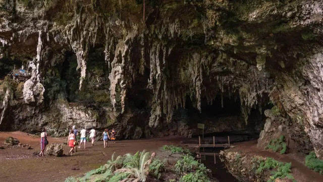 Grotte de la Reine Hortense - île des pins