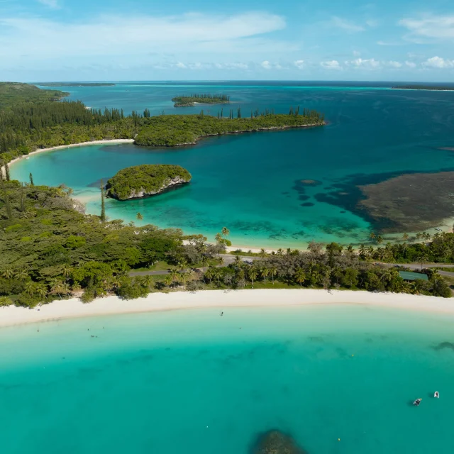 Plage De Kanumera